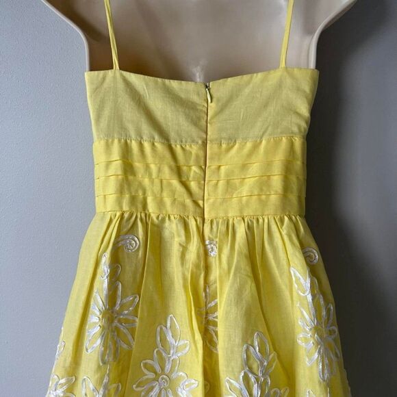 B. Darlin Yellow Floral Embroidered Fit and Flare Dress Size 5/6 - Picture 5 of 10